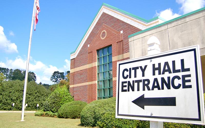 Candidates face off for city council