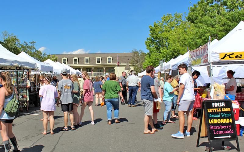Bear on the Square Festival accepting applications