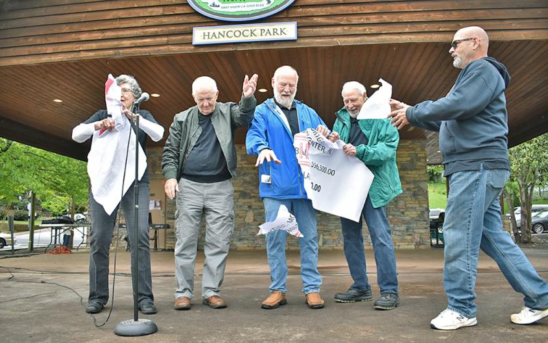 Pictured (from left) are: Board Chair Ivana Pelnar-Zaiko, Tim Quigley, Chair Emeritus Hal Williams, Treasurer Bill Poole and Chris Andrus.