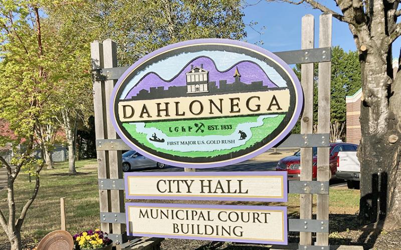 At last week’s City Council meeting members decided to go ahead and vote on the amended ordinances that will allow for a package store in the city limits.