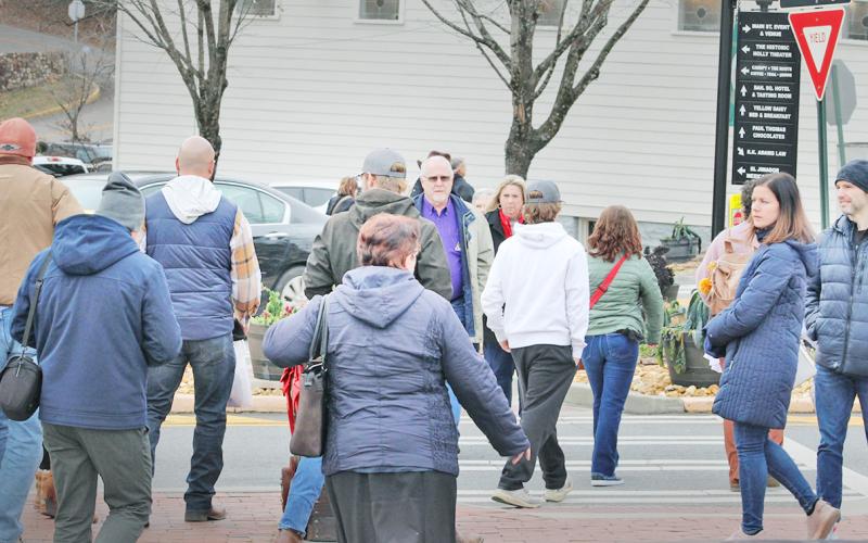 Freezing conditions failed to deter a crowd of holiday shoppers on the busy historic square in Dahlonega.
