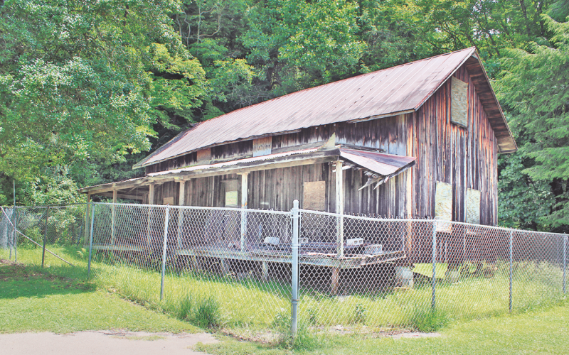 A 19th Century dwelling, situated in what is now Yahoola Creek Park, is known to many as the Captain McDonald house.