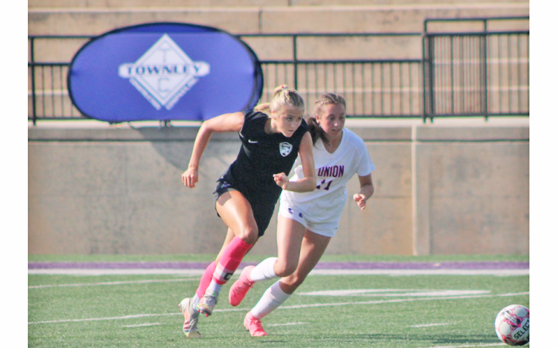 Lumpkin County’s Kaitlyn Johnson charges downfield to score the record-breaking goal.
