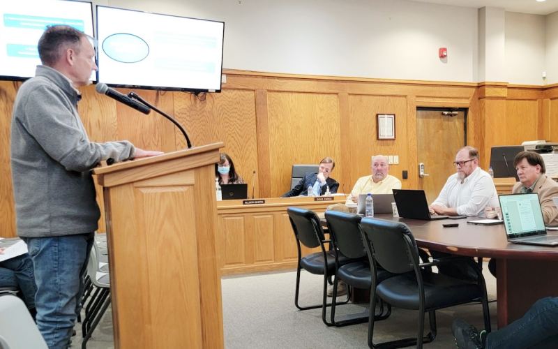 City Engineer Mark Buchanan addresses the Dahlonega City Council during last week's work session.