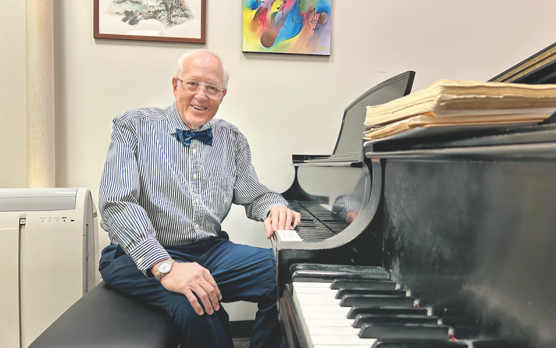 Dr. Joe Chapman will perform on March 16 at 7:30 in the Hoag Auditorium on the UNG campus. Admission is free and all are welcomed.