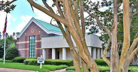 Dahlonega City Hall
