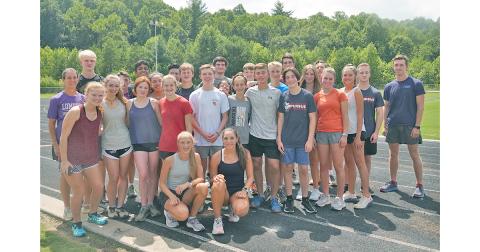 The LCHS Cross Country team is ready to make a postseason run behind its senior leadership and a strong incoming freshmen class. With both teams narrowly missing out on qualifying for the state meet last season, the group is more hungry than ever to find success.