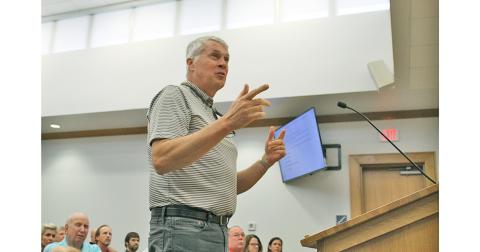Tom Kuipers moved to Lumpkin County a few years ago in part because the Aquatic Center was in the works. Speaking at the county’s heavily attended work session on Tuesday, Kuipers was one of about 12 members of the public that came before the board to give their concerns with the newly proposed pool plan.
