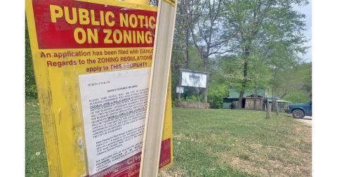 County commissioner and local business owner Rhett Stringer is working on a riverfront project that would bring a new restaurant to the banks of the Chestatee alongside Highway 60.