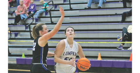 Reagan Richardson goes for a layup against Fannin County.