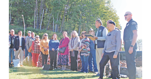 Senator Steve Gooch reads aloud the text of Senate Resolution 609, which codifies the legend of a Cherokee woman named Trahlyta and authorizes the DOT to erect and maintain its own signage at Stone Pile Gap.