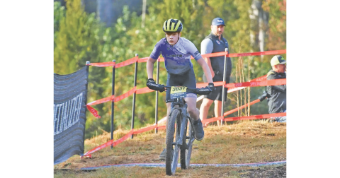 Asher Smith saw exceptional growth throughout the season. He went from finishing 27th place his first race to placing 13th in this year’s final race.