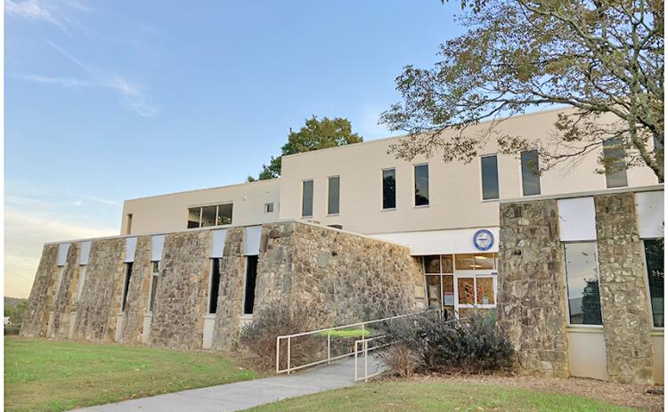 Community members gave their comments on the final draft of the revised land plan during the May 3 Special Called meeting where the plan was unanimously passed by the Board of Commissioners.