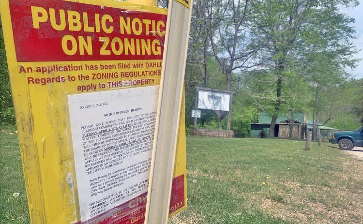 County commissioner and local business owner Rhett Stringer is working on a riverfront project that would bring a new restaurant to the banks of the Chestatee alongside Highway 60.