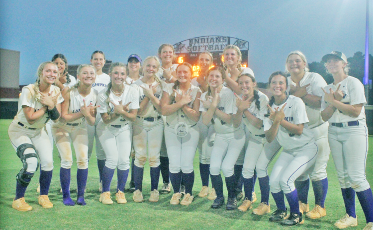 The Lumpkin County varsity softball team earned two victories against regional opponents last week.