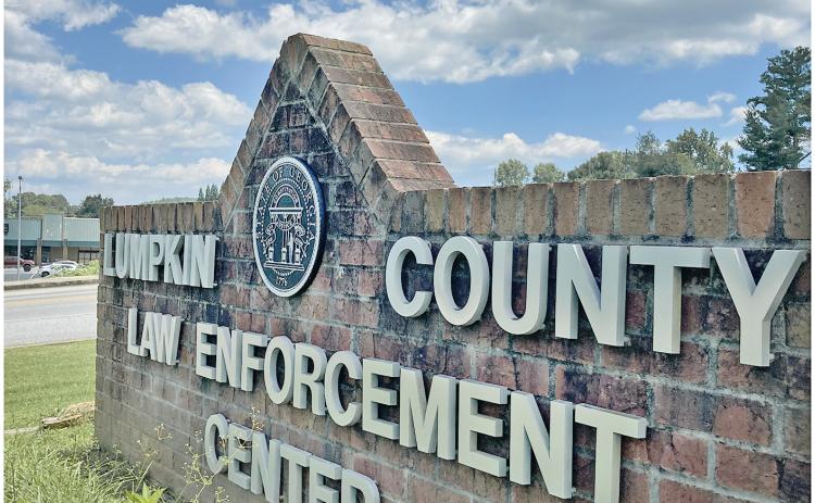 A Rabun County man was charged with simple assault and second degree cruelty to a child last week and transported to the Lumpkin County Sheriff’s Office.