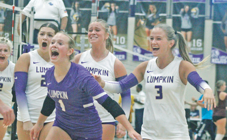 Averie Simmons, Marley Rodriguez, Trinity Henson, Chloe Edmondson and Josie Webb celebrate a score over the Warriors.