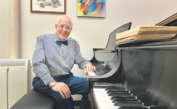 Dr. Joe Chapman will perform on March 16 at 7:30 in the Hoag Auditorium on the UNG campus. Admission is free and all are welcomed.