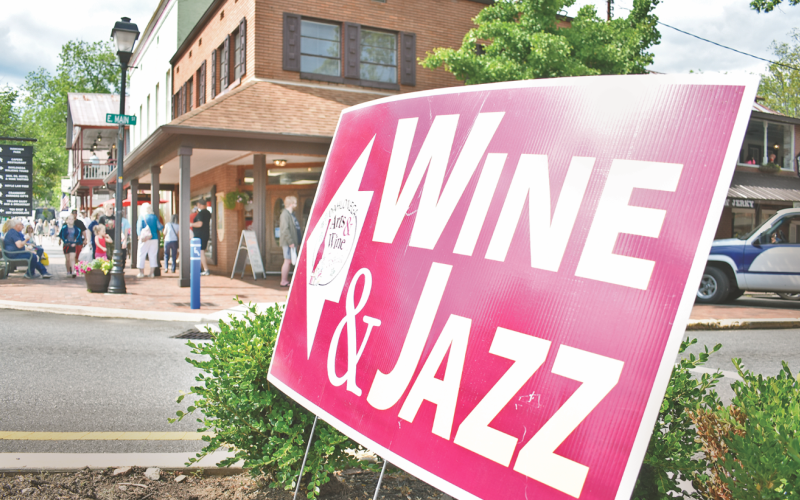 Art, wine, and music will greet visitors downtown this Saturday and Sunday.