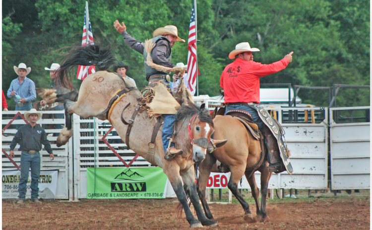 Hayden Phipps competes in the 2022 R-Ranch Rodeo in the Bronc competition.